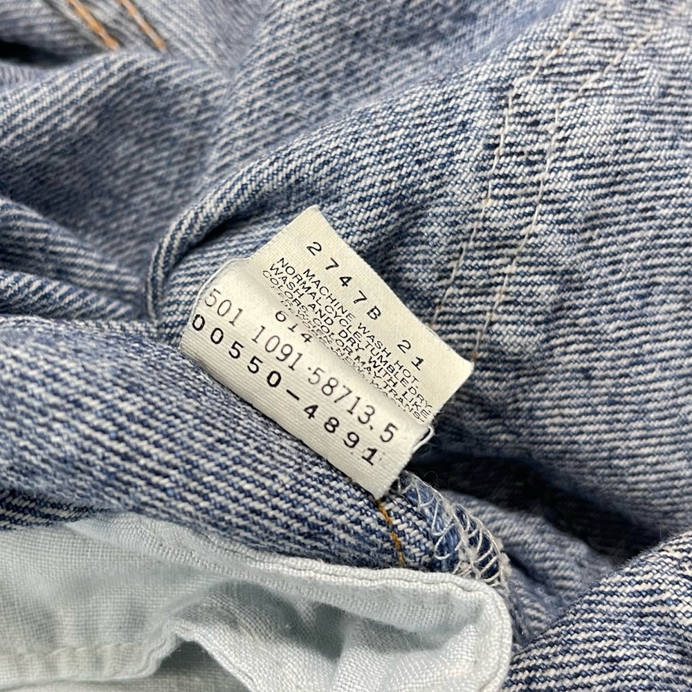 Vintage Levi’s 550 Relaxed Taper Jeans Made in USA Stonewashed - Picture 8 of 17